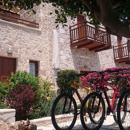 קסרוקמפוס Lithos Traditional Guest Houses מראה חיצוני תמונה