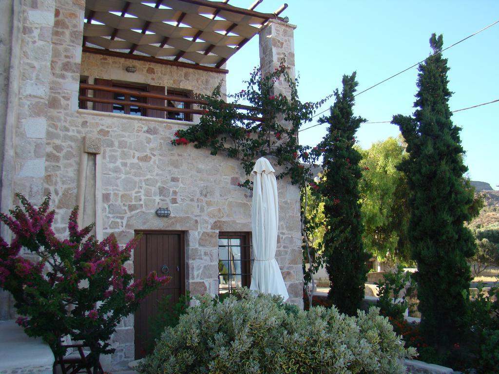 קסרוקמפוס Lithos Traditional Guest Houses מראה חיצוני תמונה