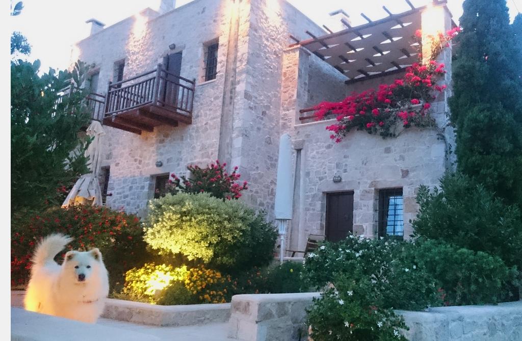 קסרוקמפוס Lithos Traditional Guest Houses מראה חיצוני תמונה
