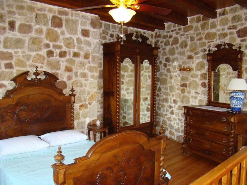 קסרוקמפוס Lithos Traditional Guest Houses מראה חיצוני תמונה